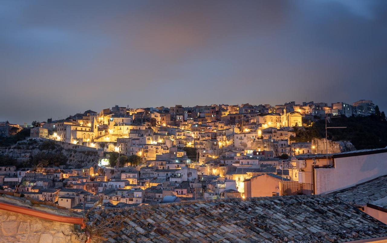 Il Baiocco -Ibla Charme Rooms Ragusa Kültér fotó
